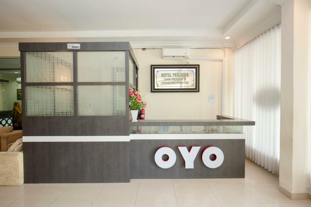 Oyo 1164 Edotel Mahligai By Smkn 2 Tanjungpinang Exteriör bild